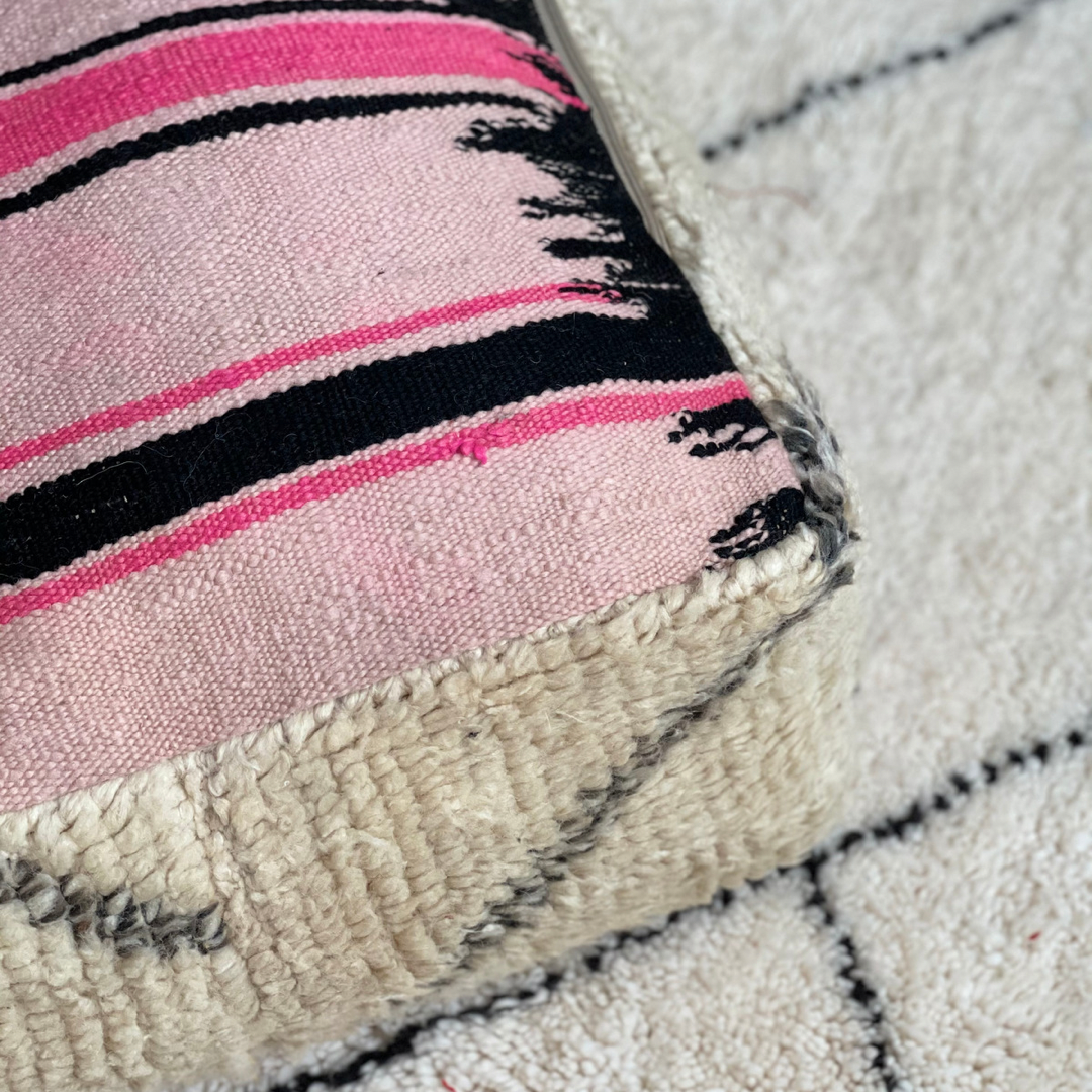 Vintage Beni Ourain Pouffe - Troussi