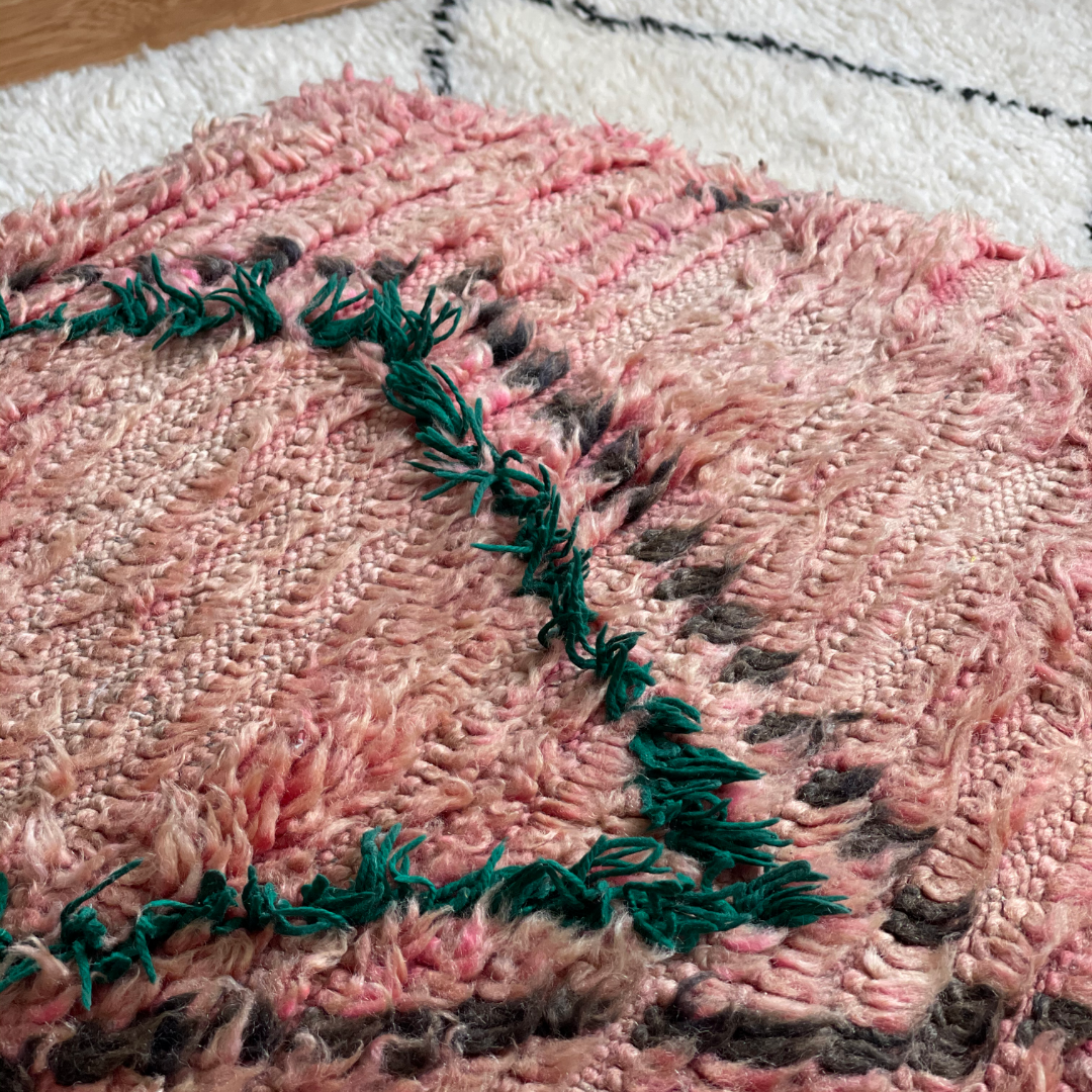 Vintage Berber Pouffe - 103 - Troussi