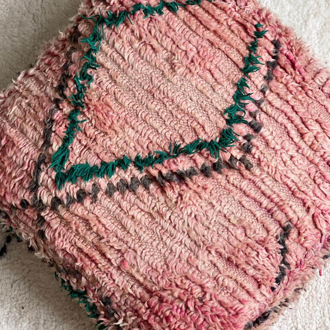 Vintage Berber Pouffe - 103 - Troussi