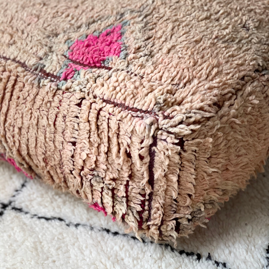 Vintage Berber Pouffe - 115 - Troussi