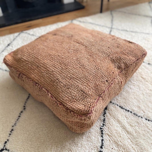 Vintage Berber Pouffe - 114 - Troussi
