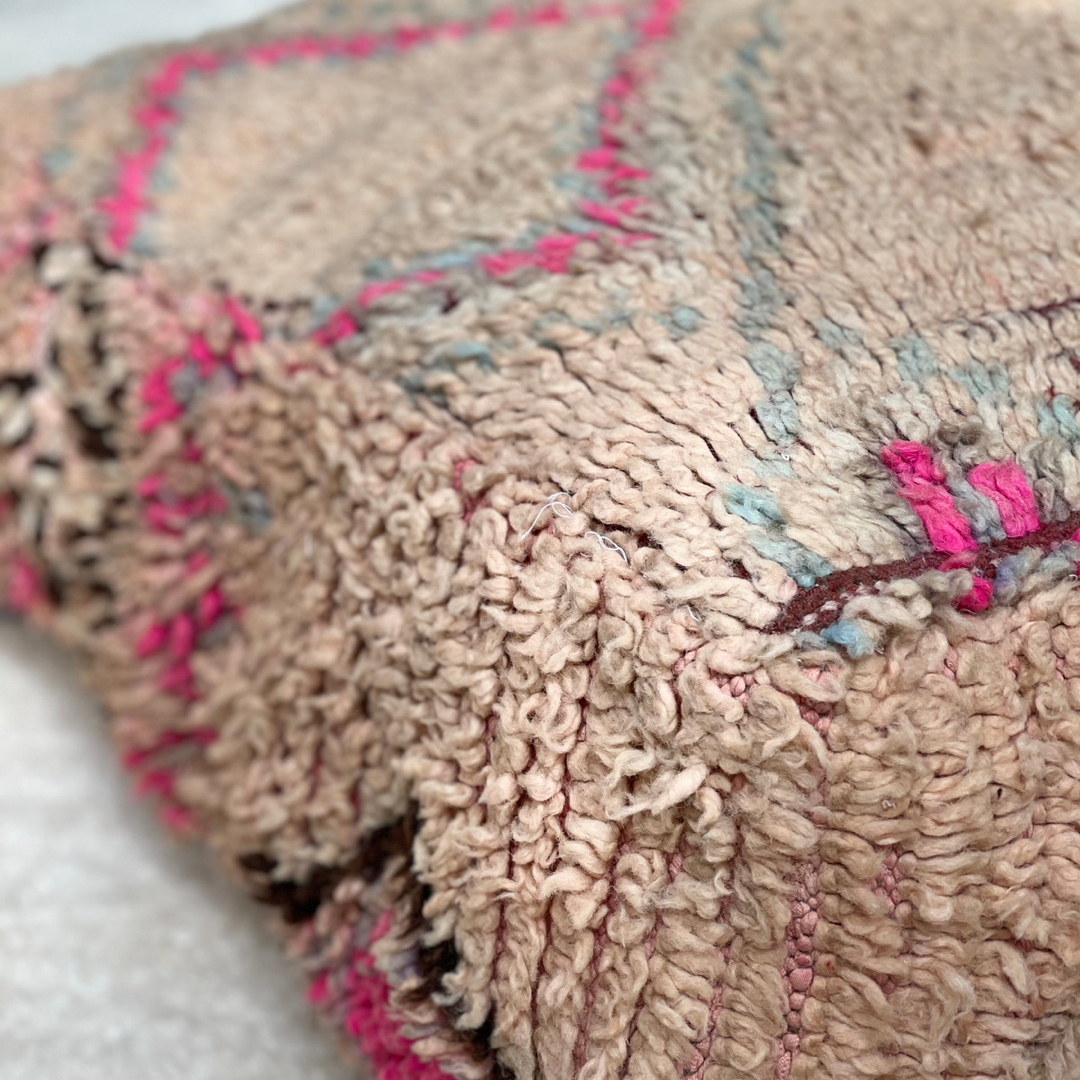 Vintage Berber Pouffe - 115 - Troussi