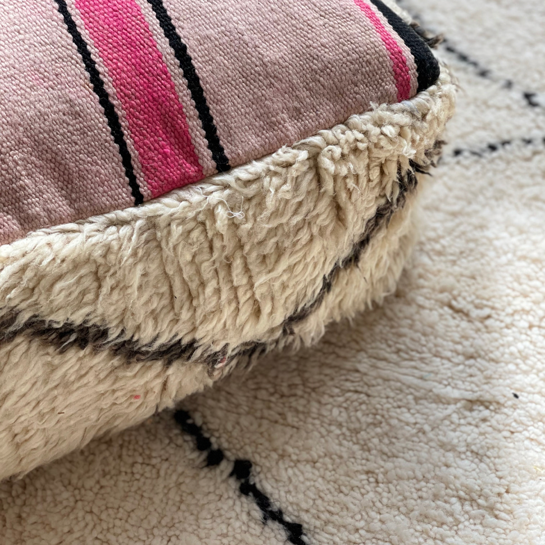 Vintage Berber Pouffe - Beni Ourain - Troussi