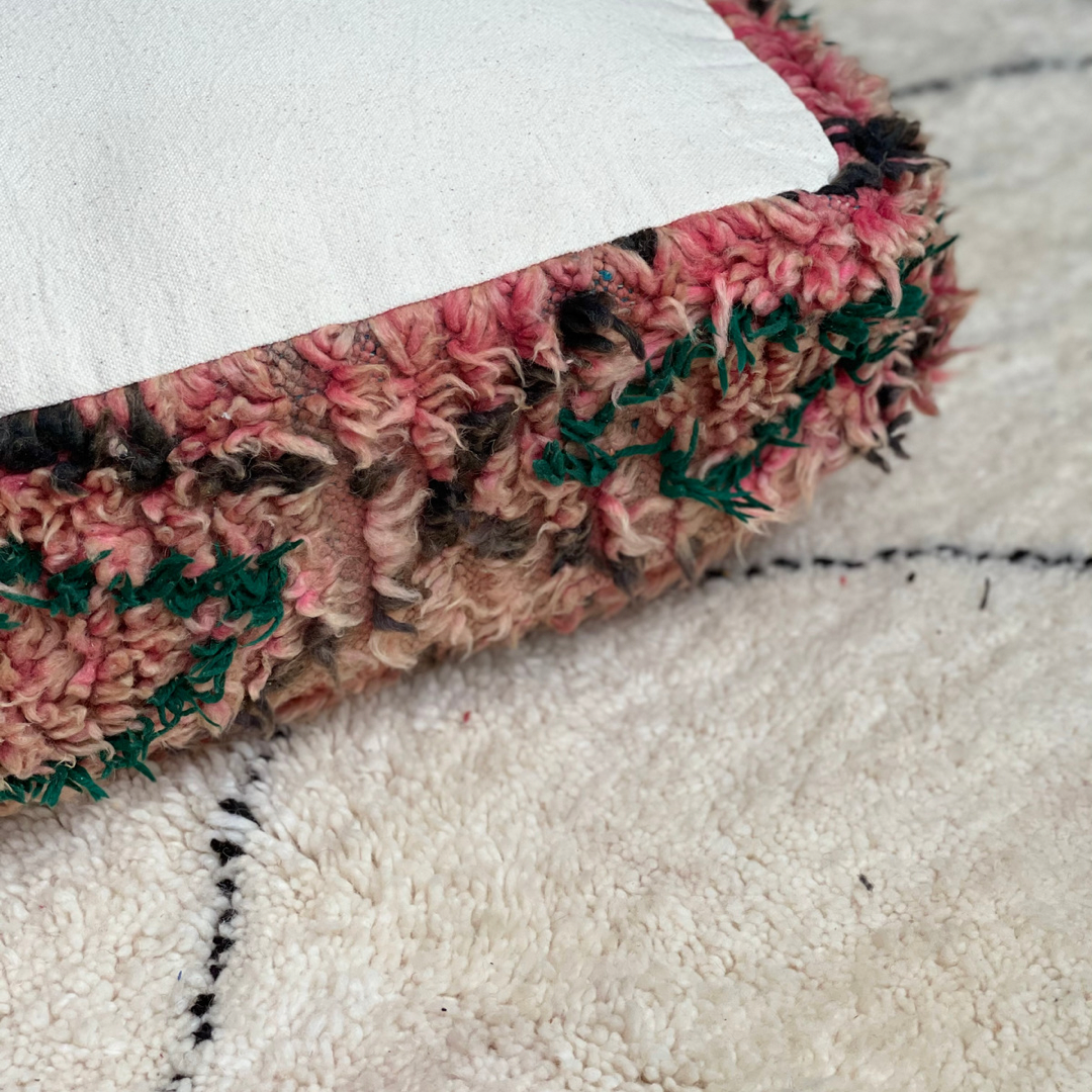 Vintage Berber Pouffe - 103 - Troussi