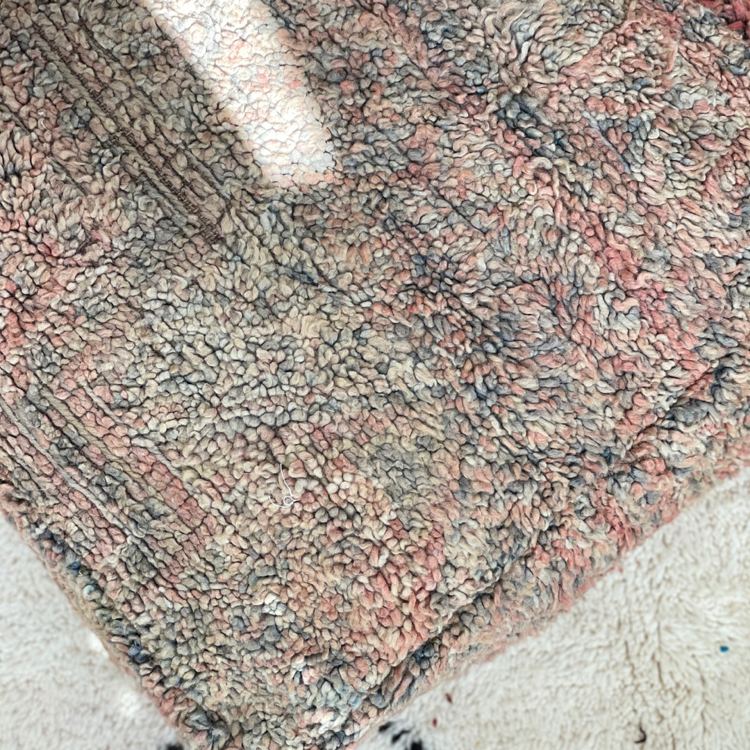 Vintage Berber Pouffe - 112 - Troussi