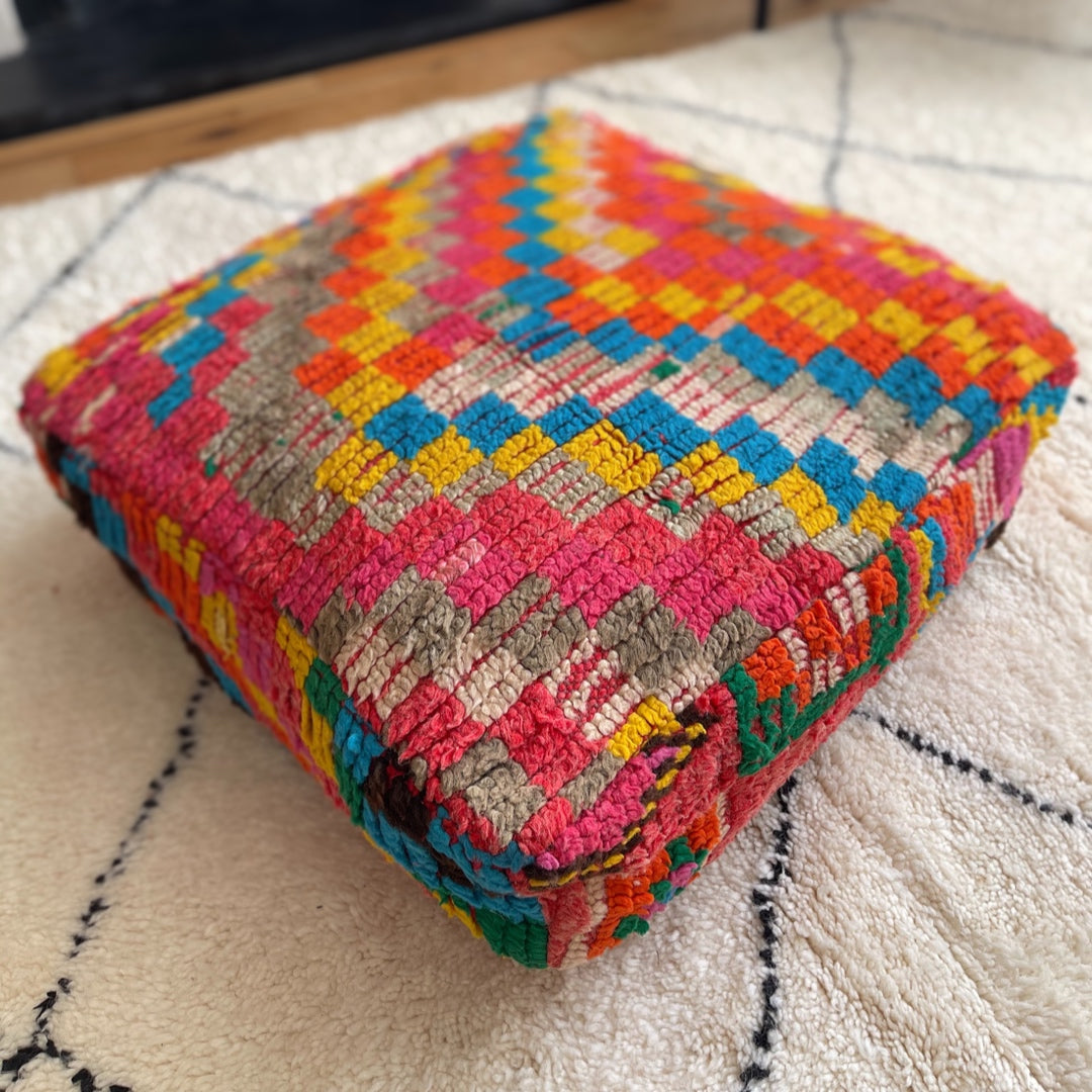 Vintage Berber Pouffe - 113 - Troussi