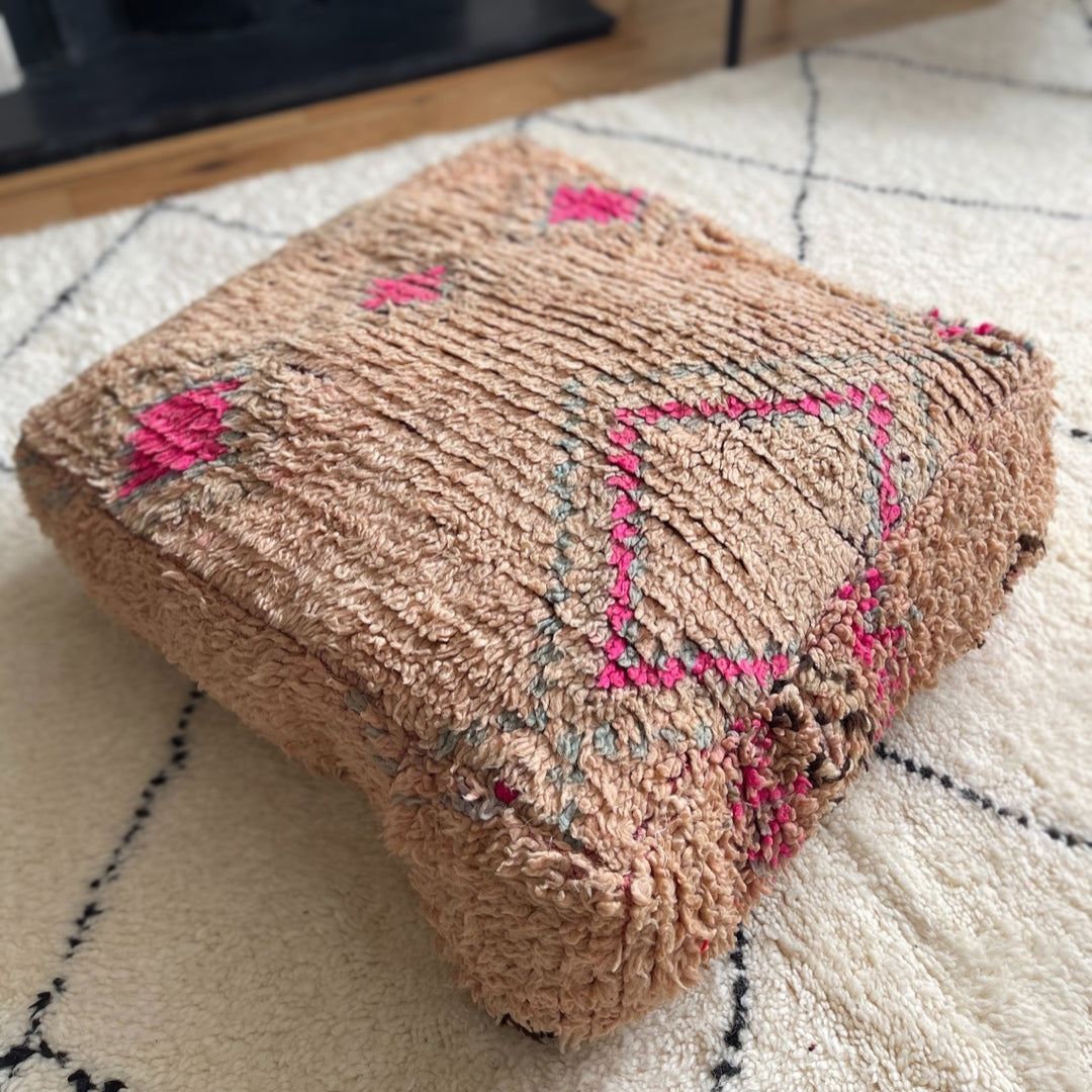 Vintage Berber Pouffe - 115 - Troussi