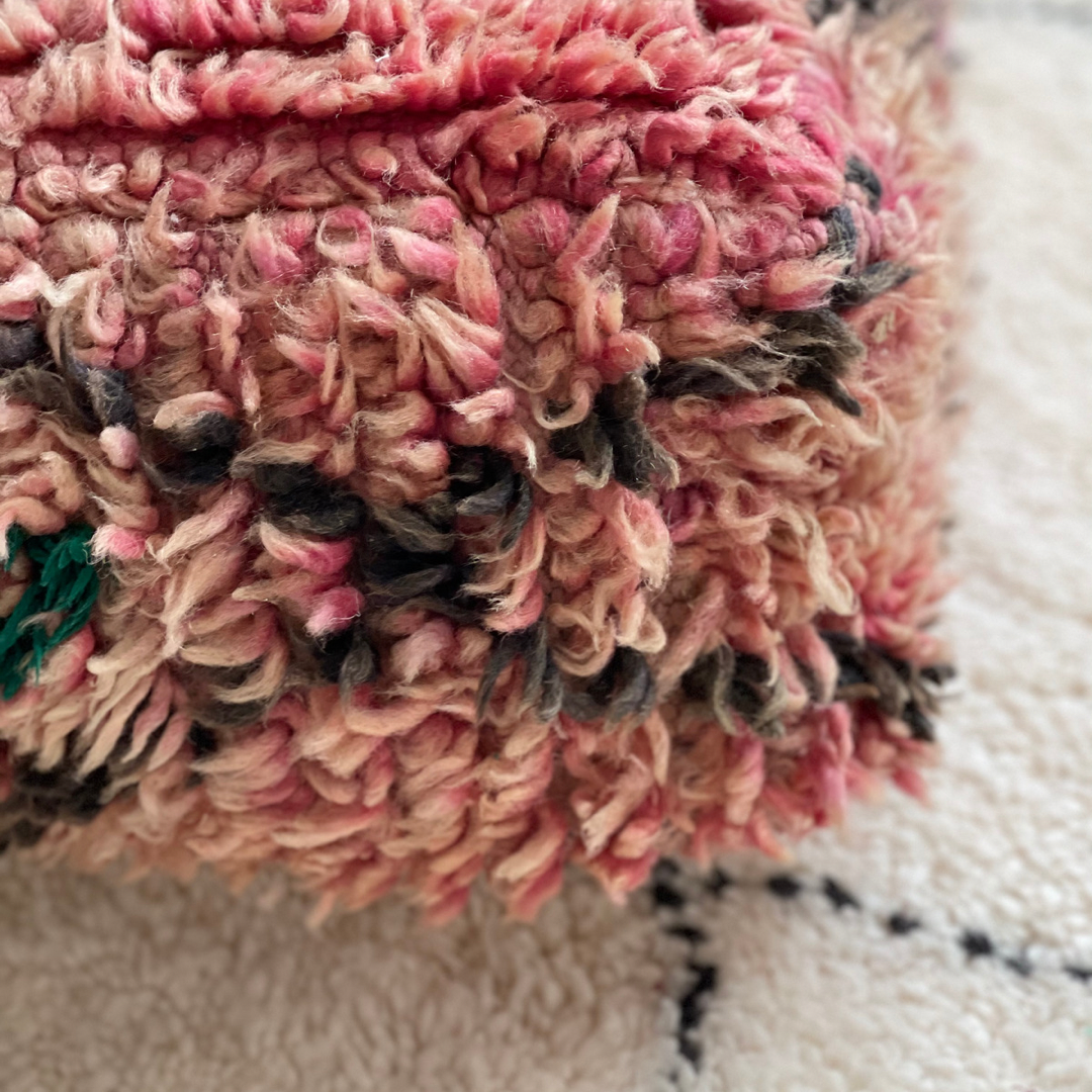 Vintage Berber Pouffe - 103 - Troussi