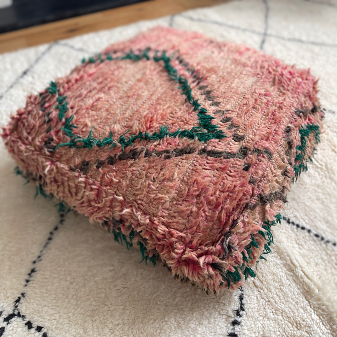 Vintage Berber Pouffe - 103 - Troussi